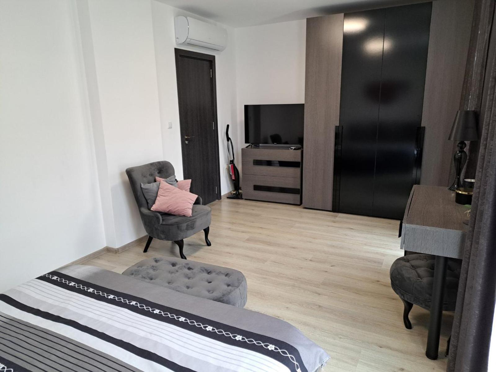 Апаратамент Deluxe1 Apartment Saints Constantine and Helena Exterior photo
